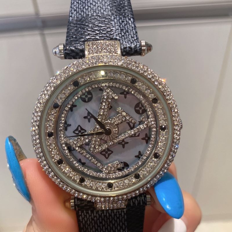 LOUIS VUITTON Watches